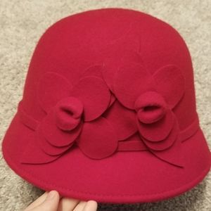 BRAND NEW Nine west bucket hat